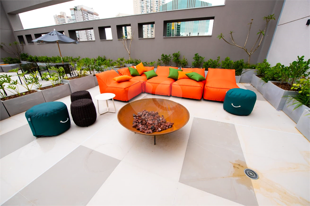 APARTAMENTO em VILA OLÍMPIA