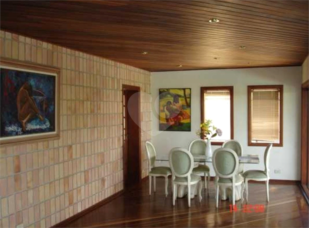 Casa à venda com 3 quartos, 350m² - Foto 24