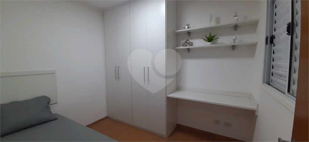 Apartamento à venda com 2 quartos, 40m² - Foto 15