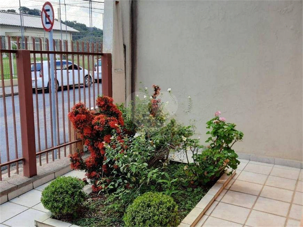 Casa à venda com 3 quartos, 159m² - Foto 3