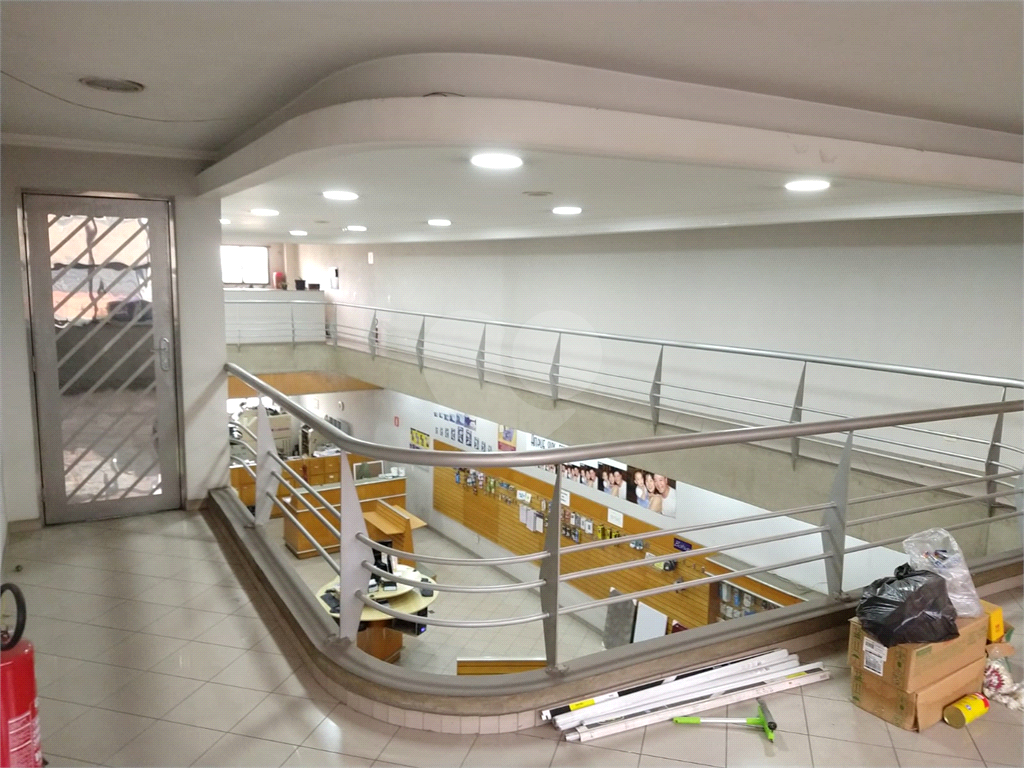 Salão Comercial  700 m²  -   Vila  Diva   