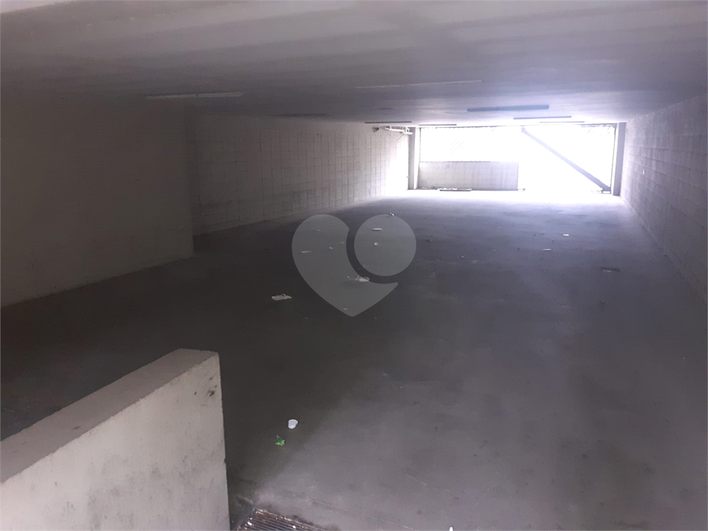 Salão Comercial  700 m²  -   Vila  Diva   