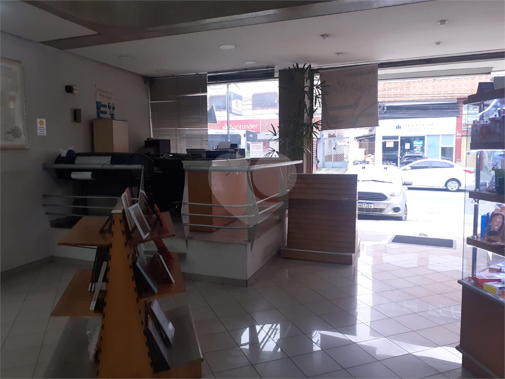 Salão Comercial  700 m²  -   Vila  Diva   