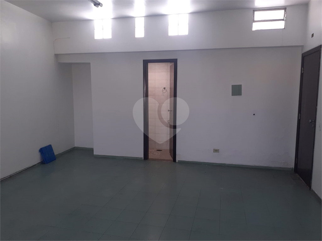 Salão Comercial  700 m²  -   Vila  Diva   
