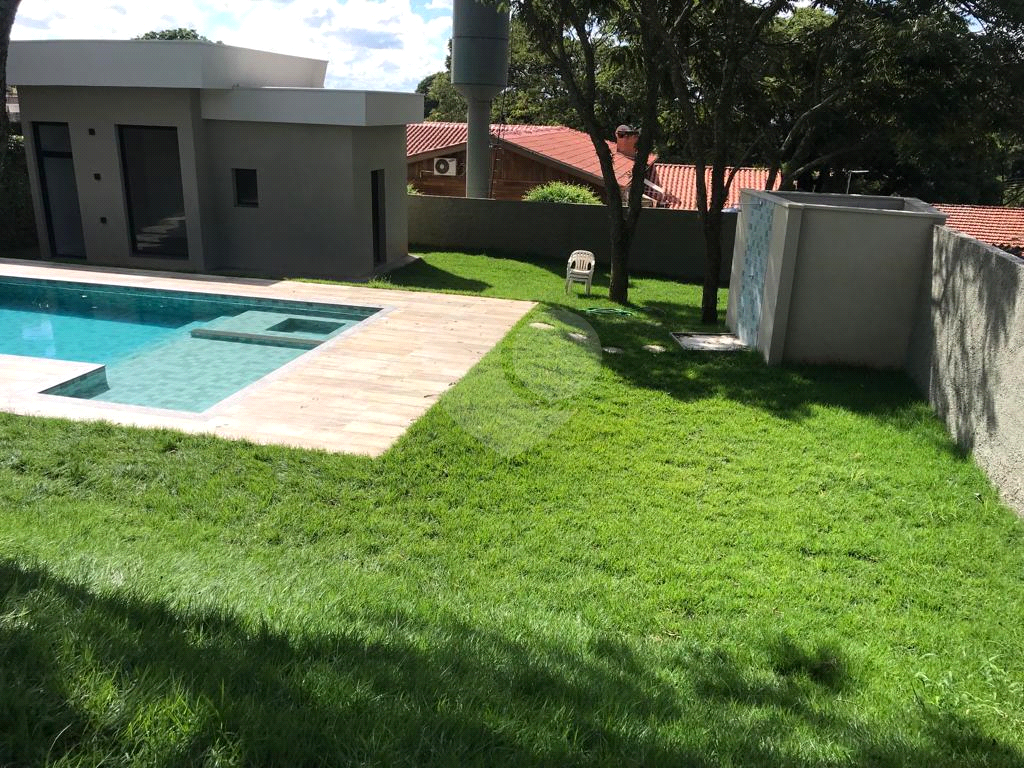 Casa à venda com 3 quartos, 320m² - Foto 9