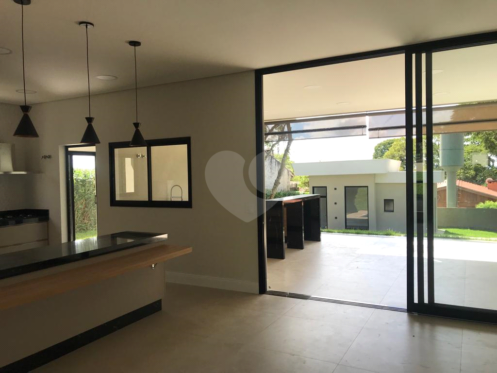 Casa à venda com 3 quartos, 320m² - Foto 16