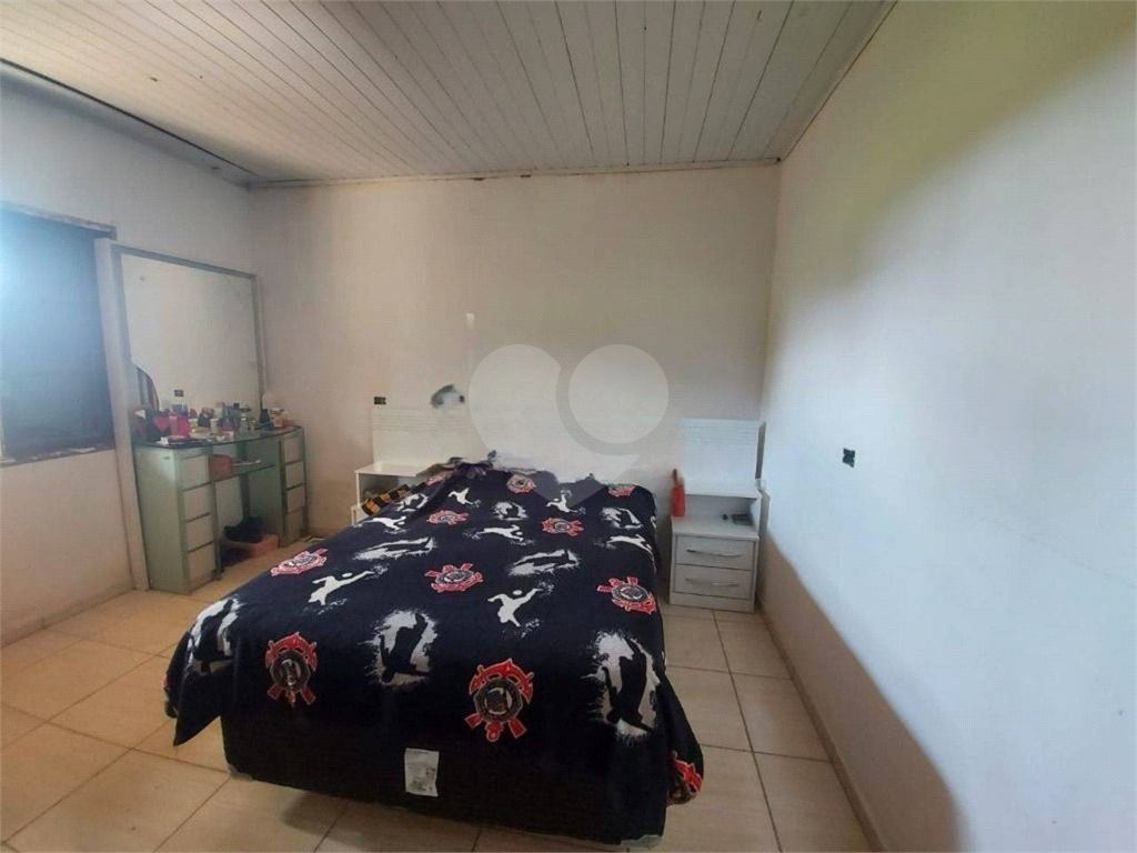 Chácara    -   2.632 m²   -  02 quartos  -  Atibaia 