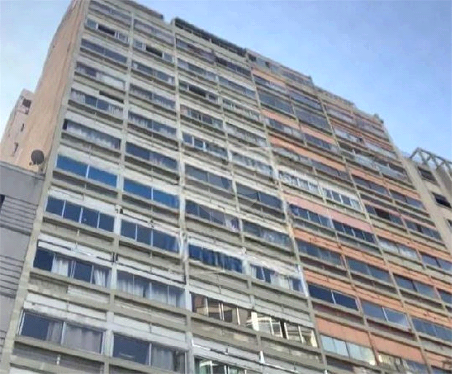 APARTAMENTO em HIGIENÓPOLIS