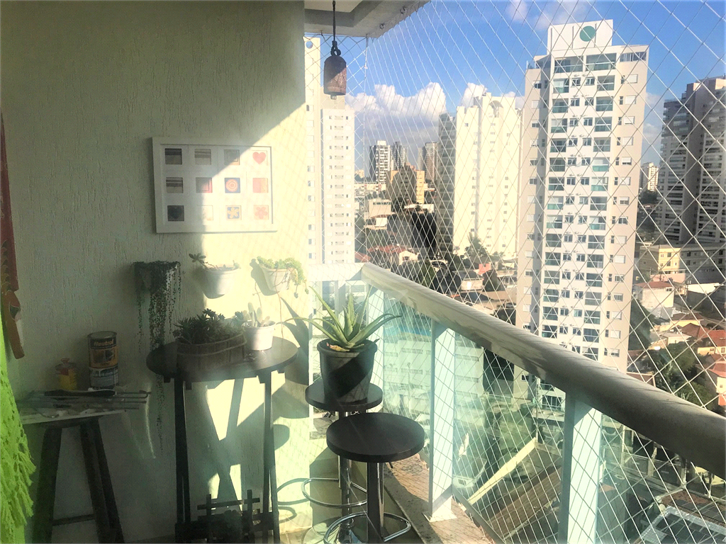 Apartamento com 84 m² em andar alto