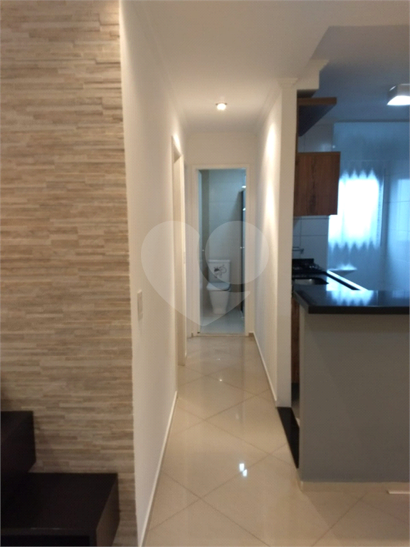 Apartamento à venda com 2 quartos, 44m² - Foto 2