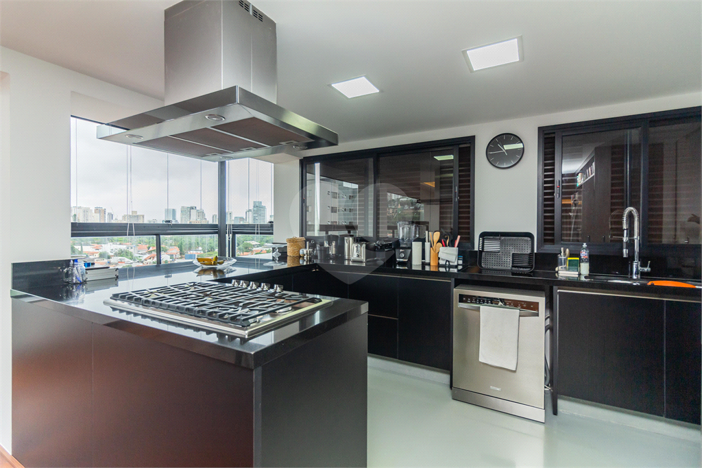 APARTAMENTO em VILA MADALENA