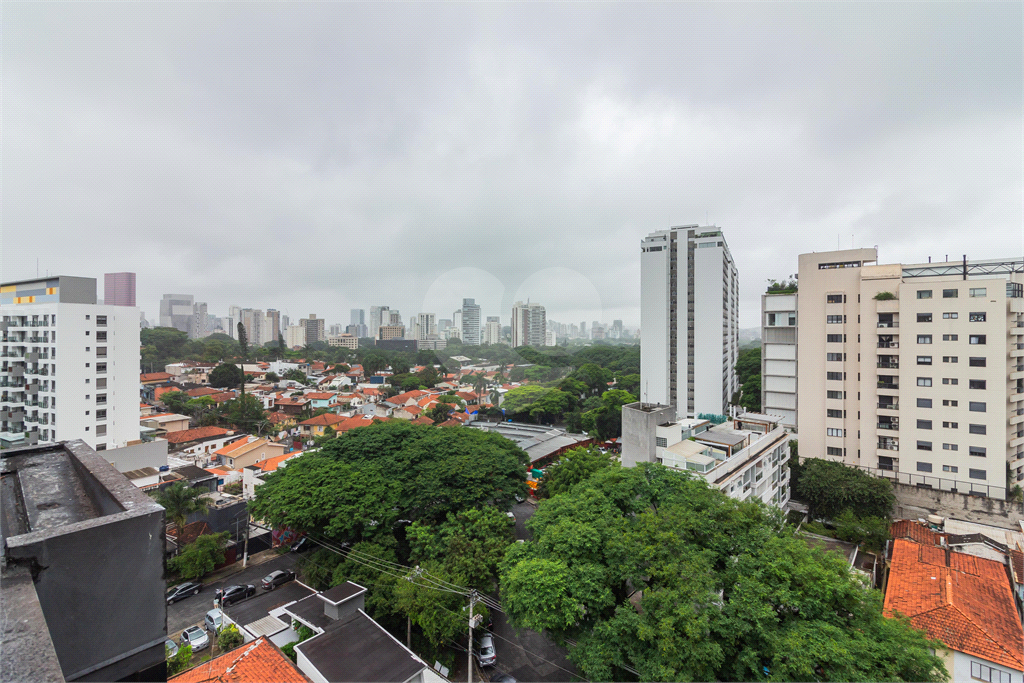 APARTAMENTO em VILA MADALENA