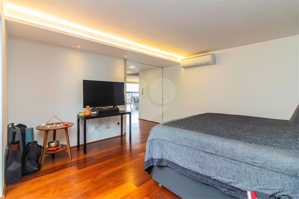 APARTAMENTO em VILA MADALENA