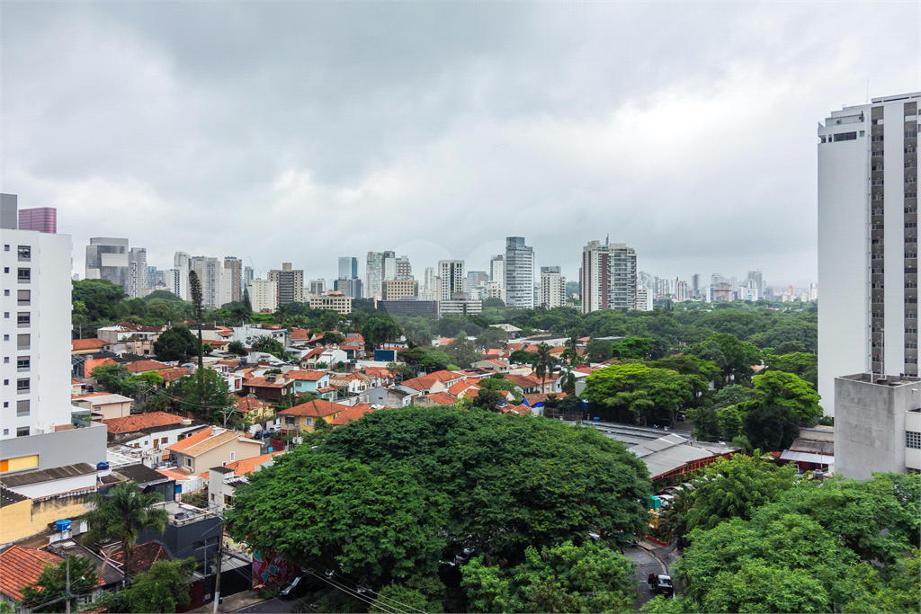 APARTAMENTO em VILA MADALENA