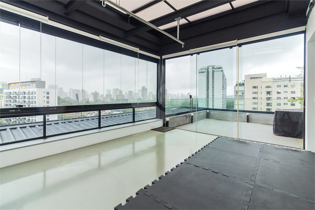 APARTAMENTO em VILA MADALENA