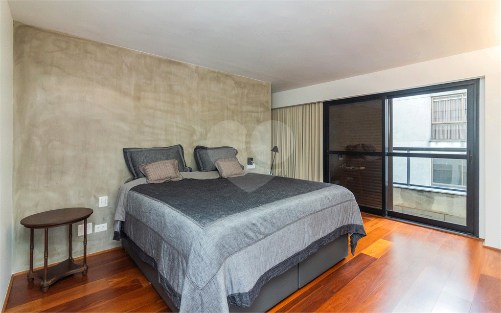 APARTAMENTO em VILA MADALENA