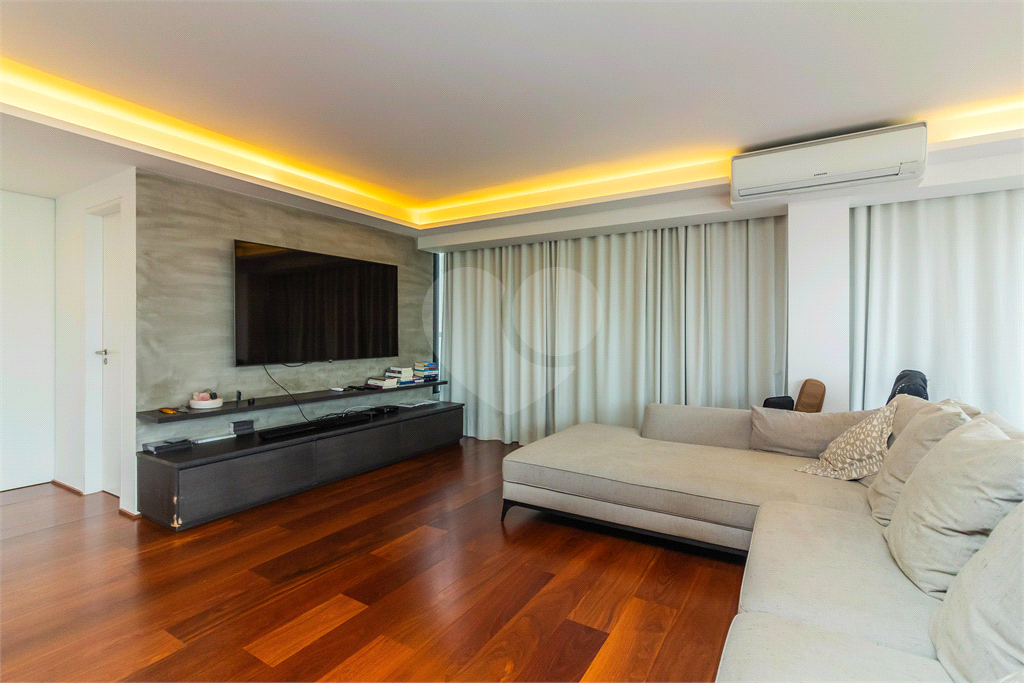 APARTAMENTO em VILA MADALENA