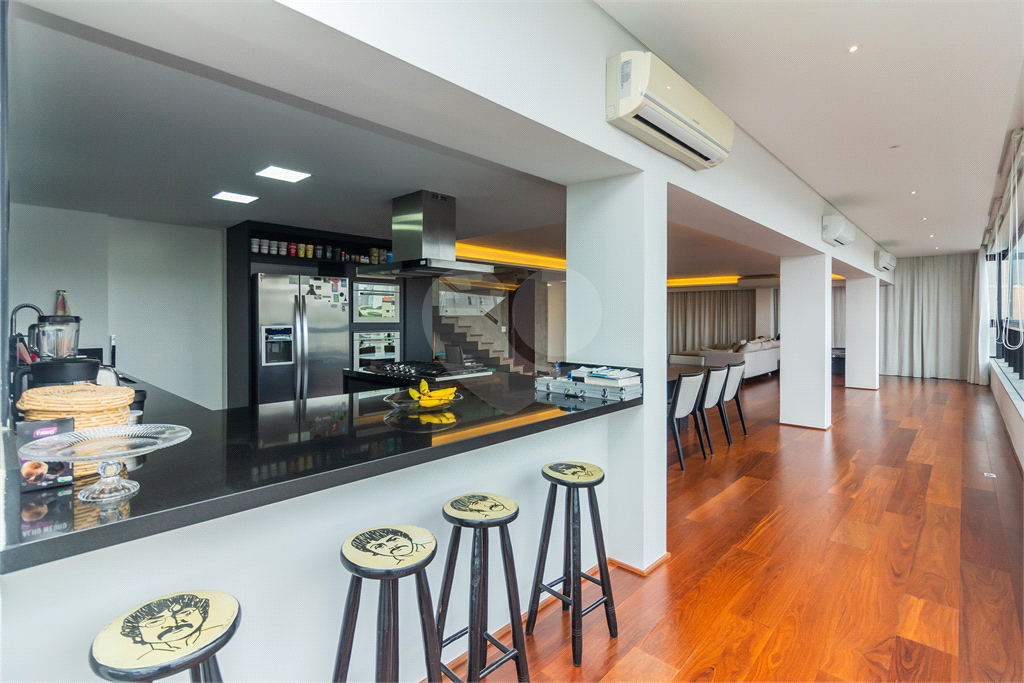 APARTAMENTO em VILA MADALENA