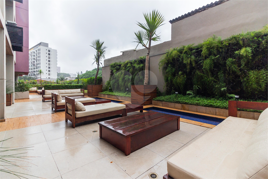 APARTAMENTO em VILA MADALENA
