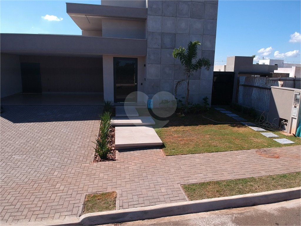 Casa à venda com 3 quartos, 207m² - Foto 9