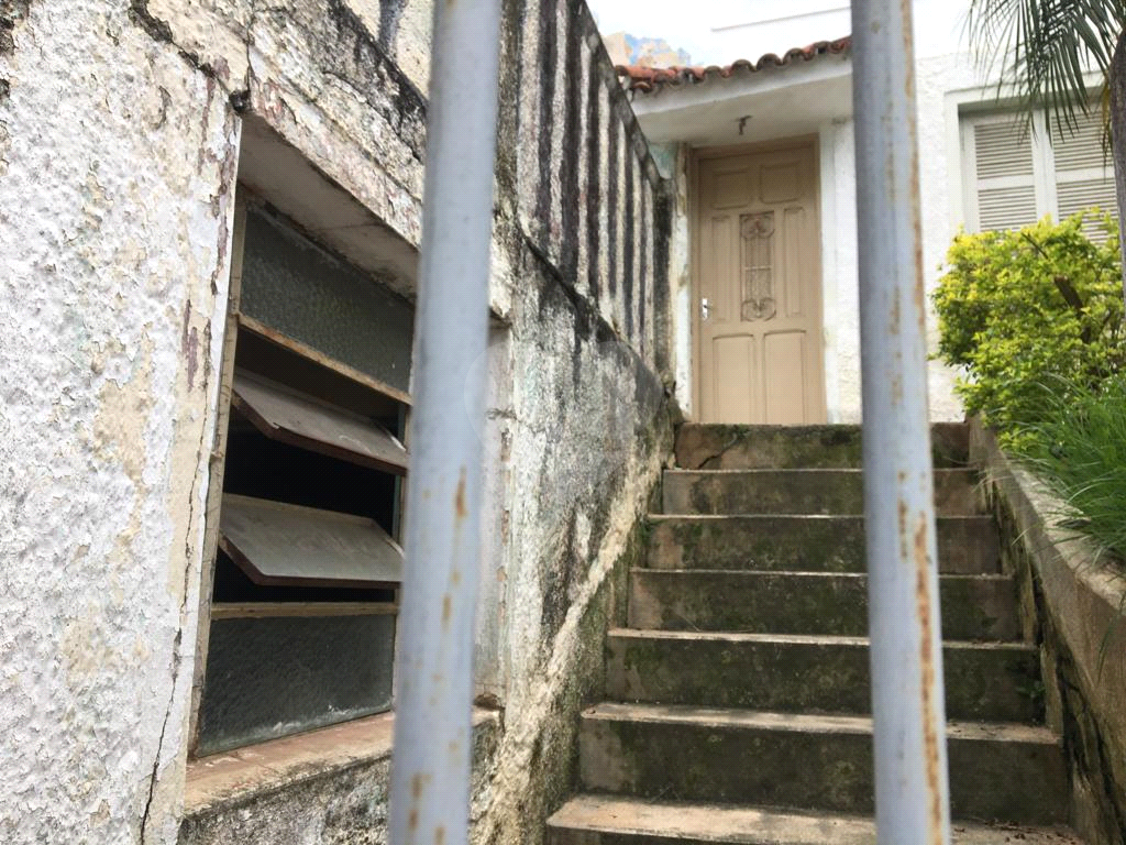 Casa à venda com 2 quartos, 500m² - Foto 17