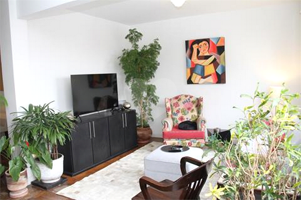 Imovel de 115m² ampla sala de estar, 3 quartos, 1 vaga Jardim América