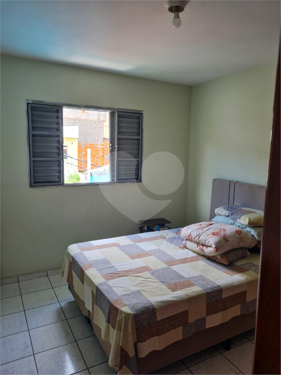 Sobrado na Cachoeirinha 2 dormitórios  2 vagas 68 mt