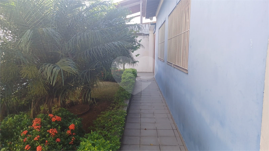 Casa Térrea no Lago dos Patos. 
