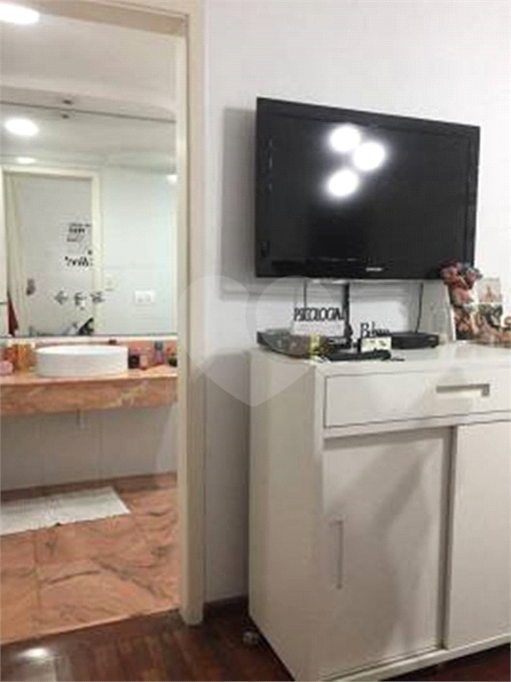 Tucuruvi Casa à venda de Alto Padrão em Condomínio Fechado tem 365 m² com piscina e espaço gourmet!!