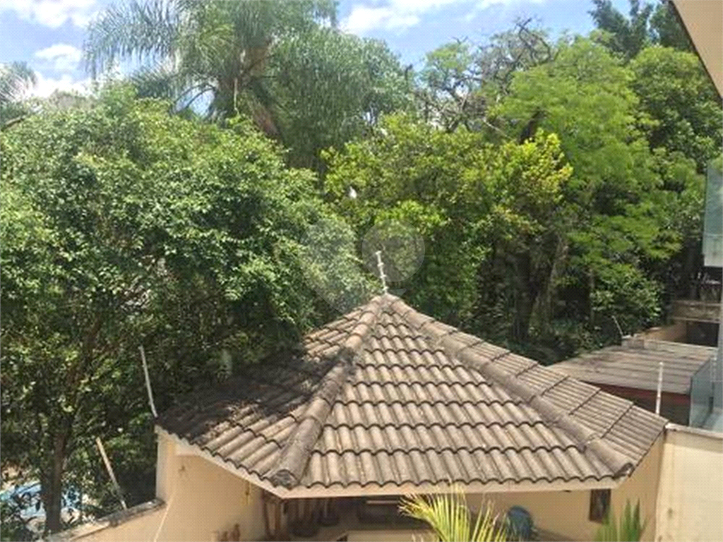 Tucuruvi Casa à venda de Alto Padrão em Condomínio Fechado tem 365 m² com piscina e espaço gourmet!!