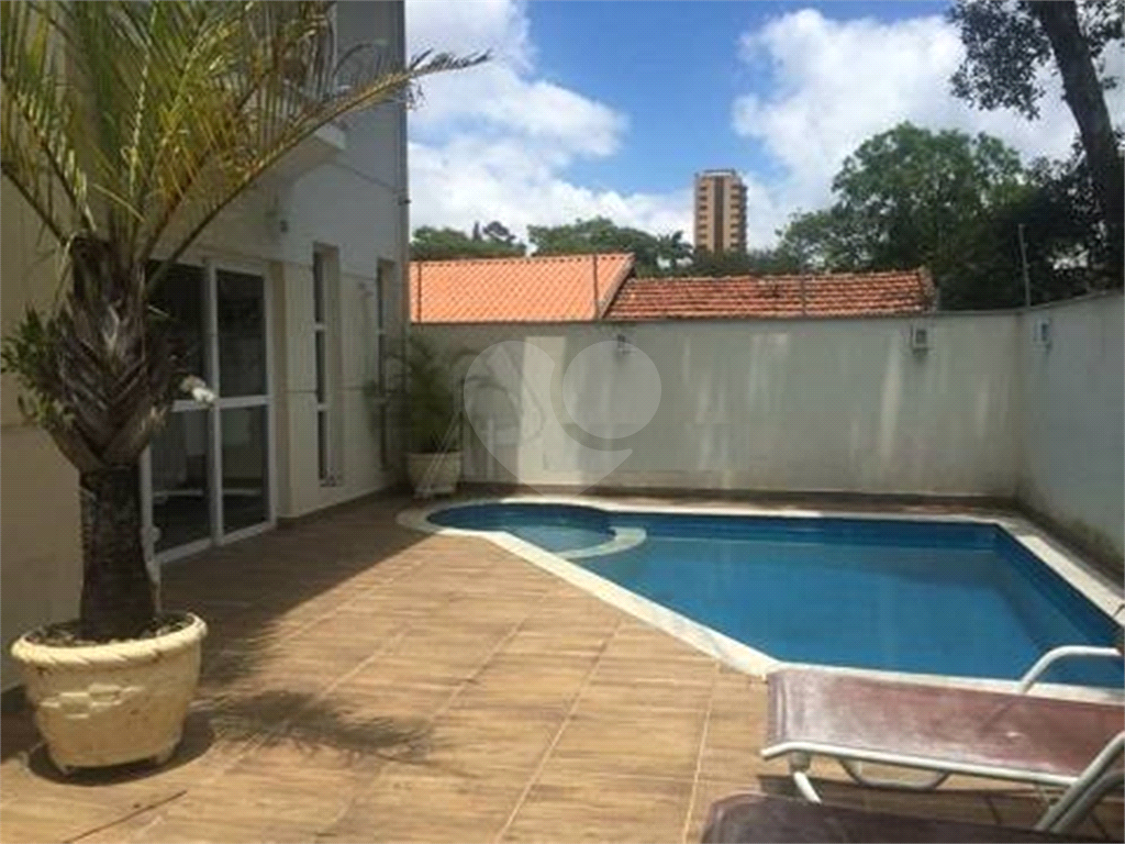 Tucuruvi Casa à venda de Alto Padrão em Condomínio Fechado tem 365 m² com piscina e espaço gourmet!!
