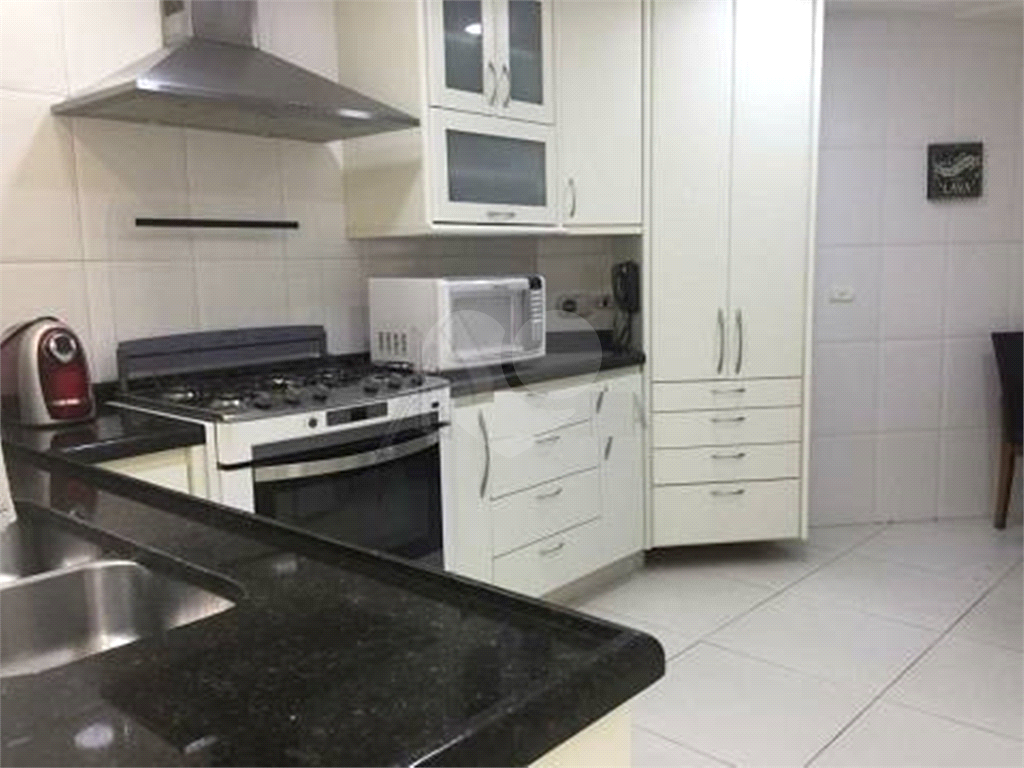 Tucuruvi Casa à venda de Alto Padrão em Condomínio Fechado tem 365 m² com piscina e espaço gourmet!!