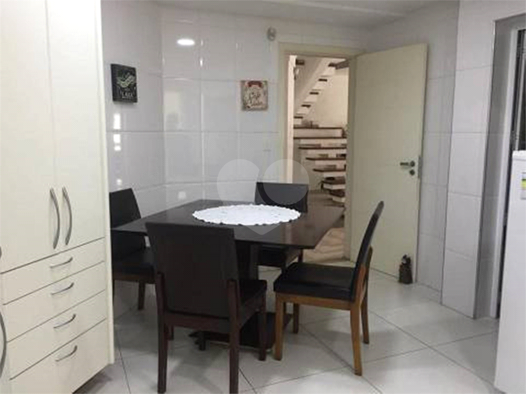 Tucuruvi Casa à venda de Alto Padrão em Condomínio Fechado tem 365 m² com piscina e espaço gourmet!!