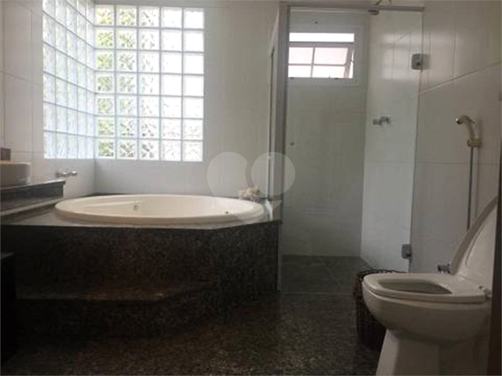 Tucuruvi Casa à venda de Alto Padrão em Condomínio Fechado tem 365 m² com piscina e espaço gourmet!!