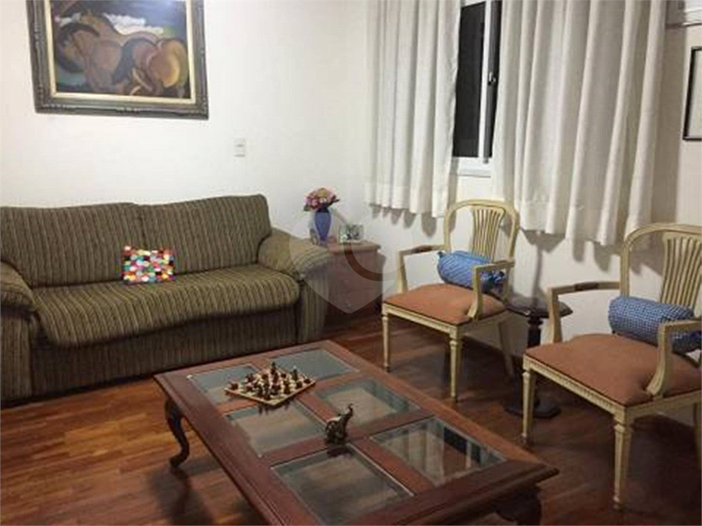 Tucuruvi Casa à venda de Alto Padrão em Condomínio Fechado tem 365 m² com piscina e espaço gourmet!!