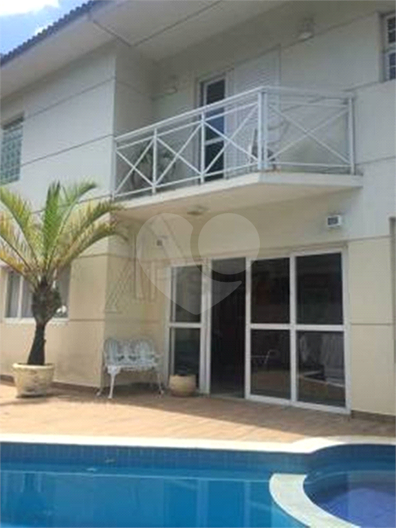 Tucuruvi Casa à venda de Alto Padrão em Condomínio Fechado tem 365 m² com piscina e espaço gourmet!!