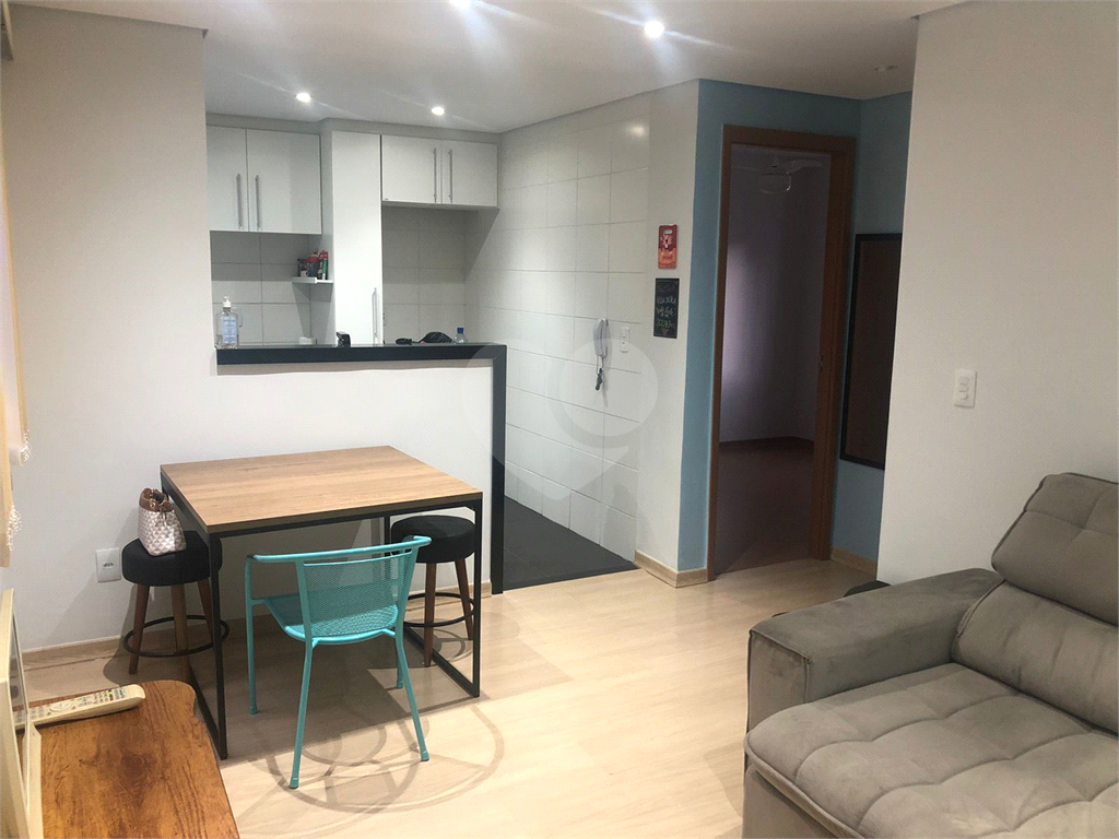 Apartamento à venda com 2 quartos, 40m² - Foto 4