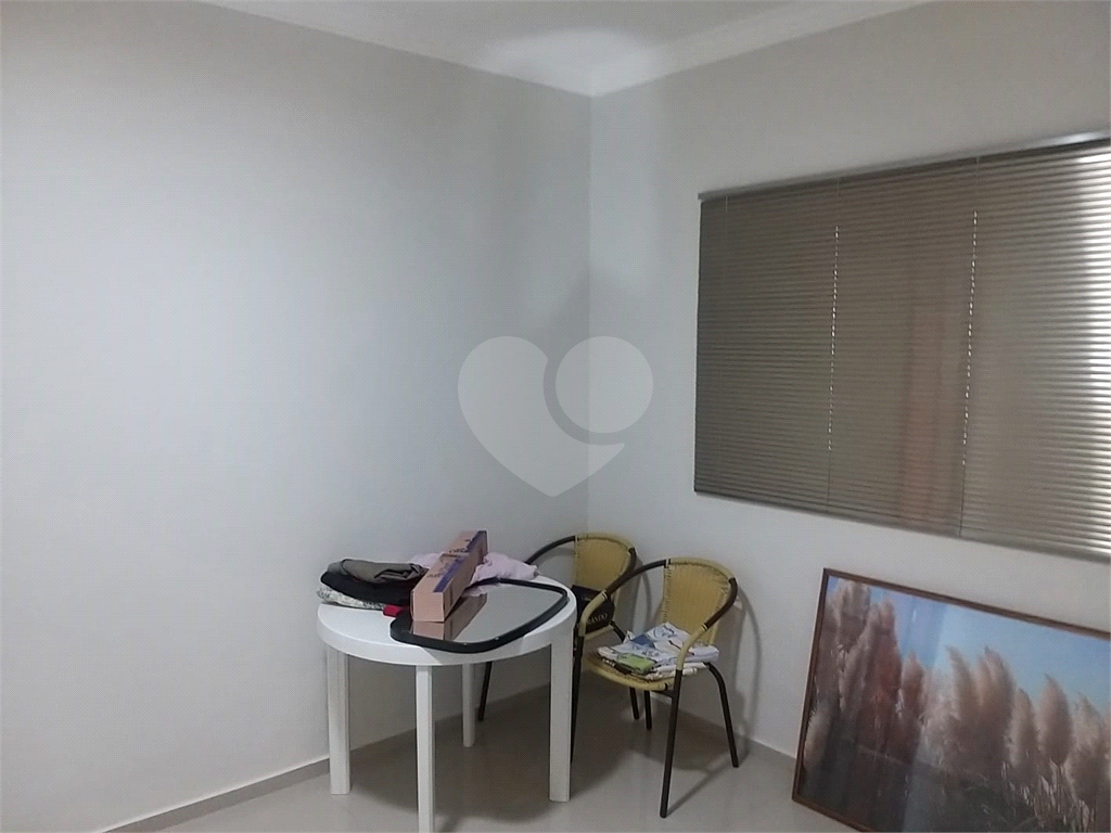 Casa à venda com 3 quartos, 270m² - Foto 18