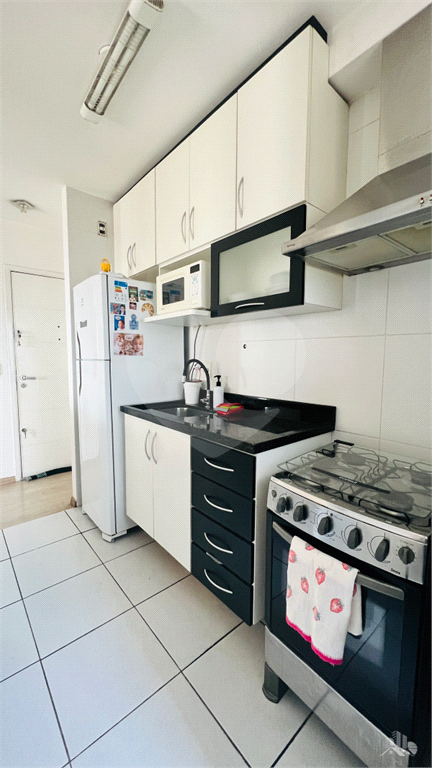 Apartamento com 3 dormitórios em condomínio clube na Vila Guilherme