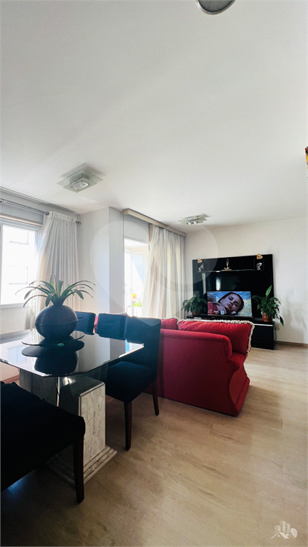 Apartamento com 3 dormitórios em condomínio clube na Vila Guilherme