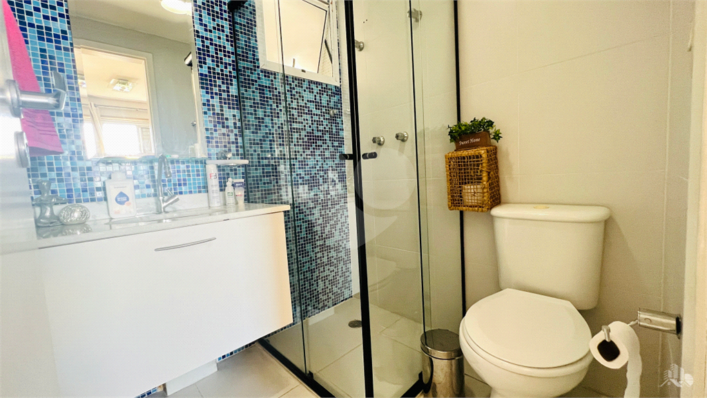Apartamento com 3 dormitórios em condomínio clube na Vila Guilherme