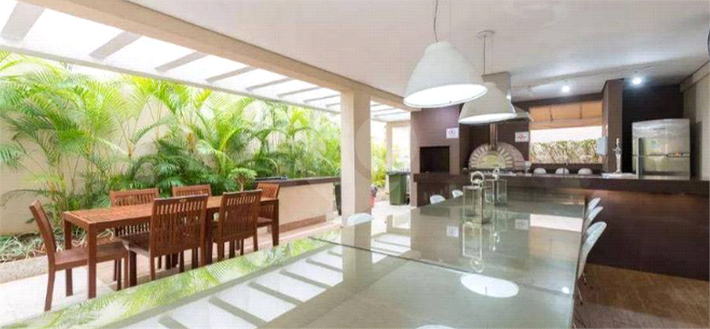 Apartamento de Cobertura em Pinheiros com 2 quartos, 2 vagas