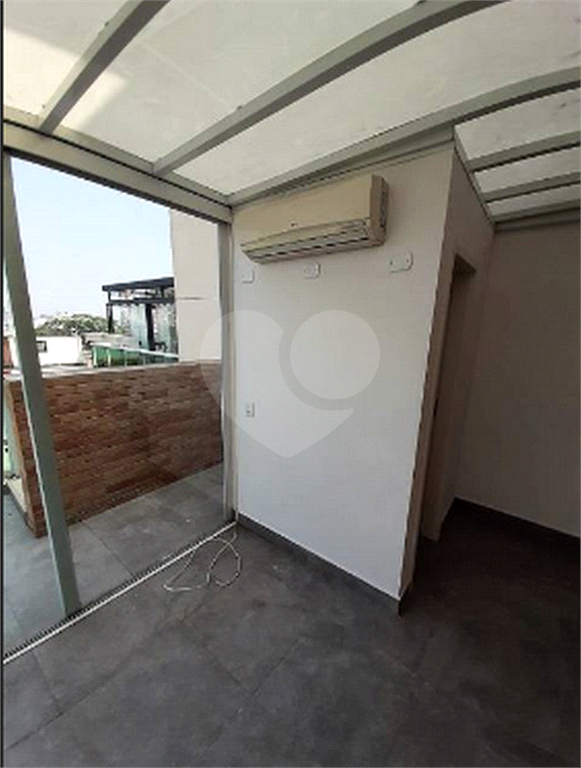 Apartamento de Cobertura em Pinheiros com 2 quartos, 2 vagas