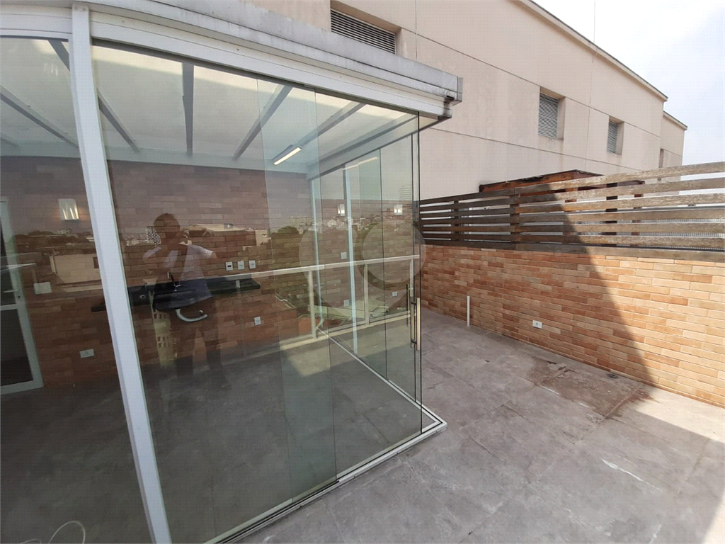 Apartamento de Cobertura em Pinheiros com 2 quartos, 2 vagas