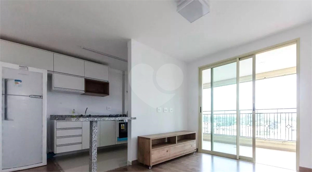 APARTAMENTO em SANTANA