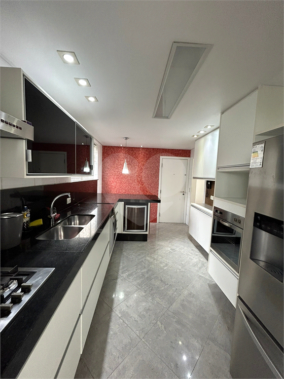 APARTAMENTO em SANTANA