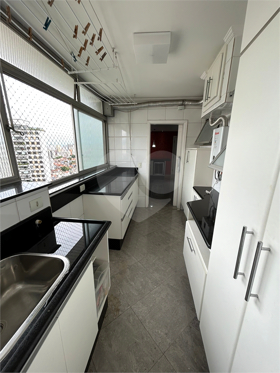 APARTAMENTO em SANTANA