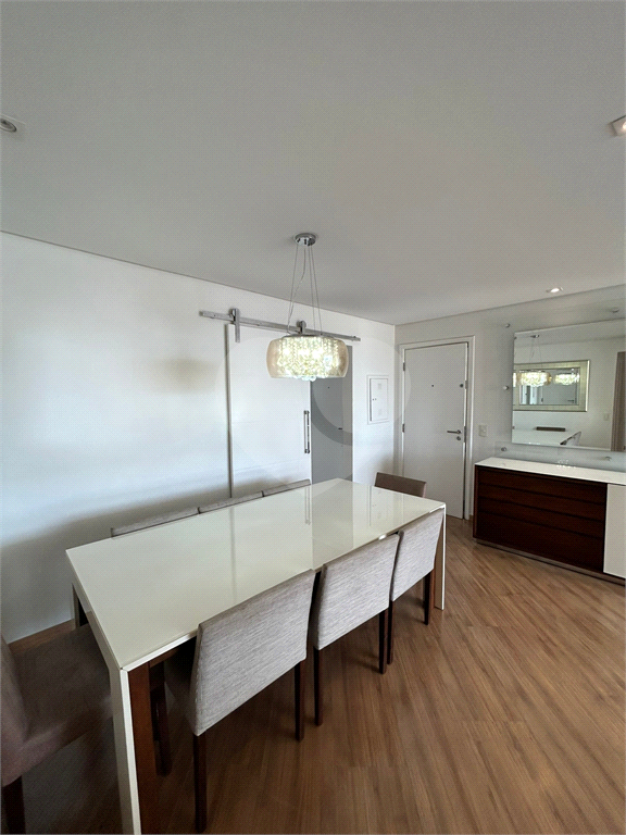 APARTAMENTO em SANTANA