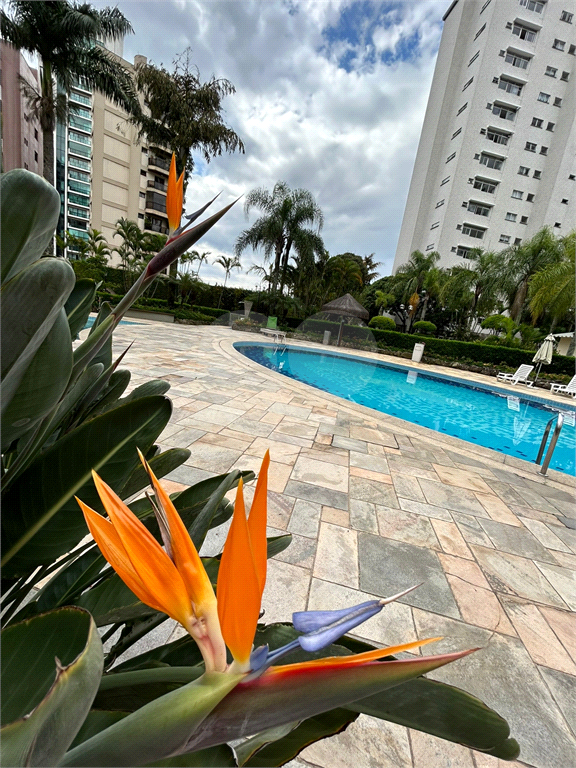 APARTAMENTO em SANTANA