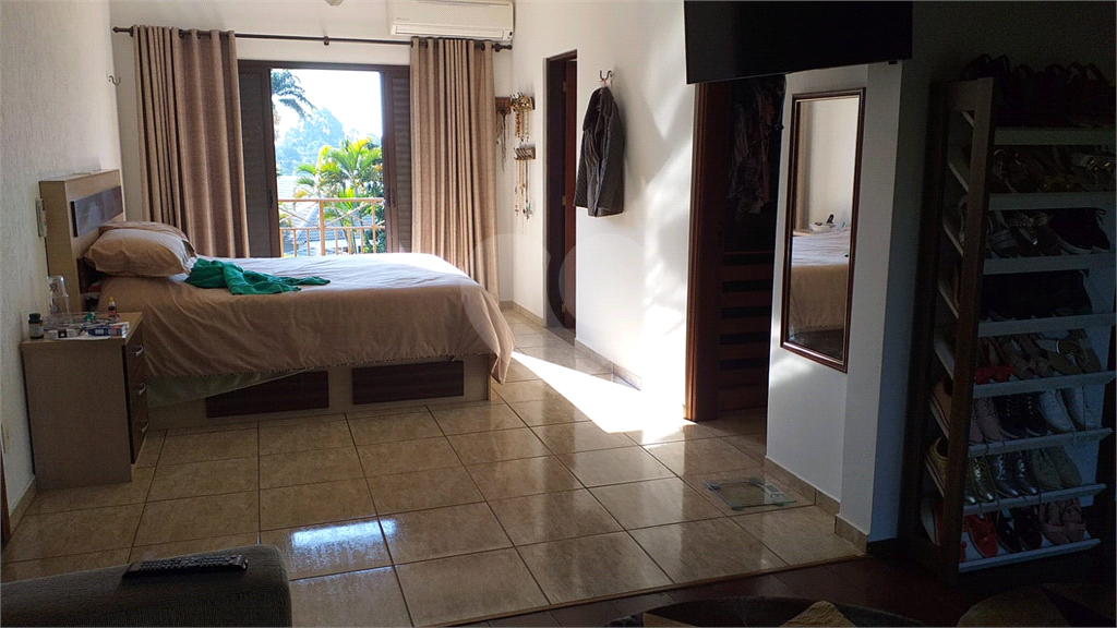 Casa de Condomínio à venda com 5 quartos, 570m² - Foto 9